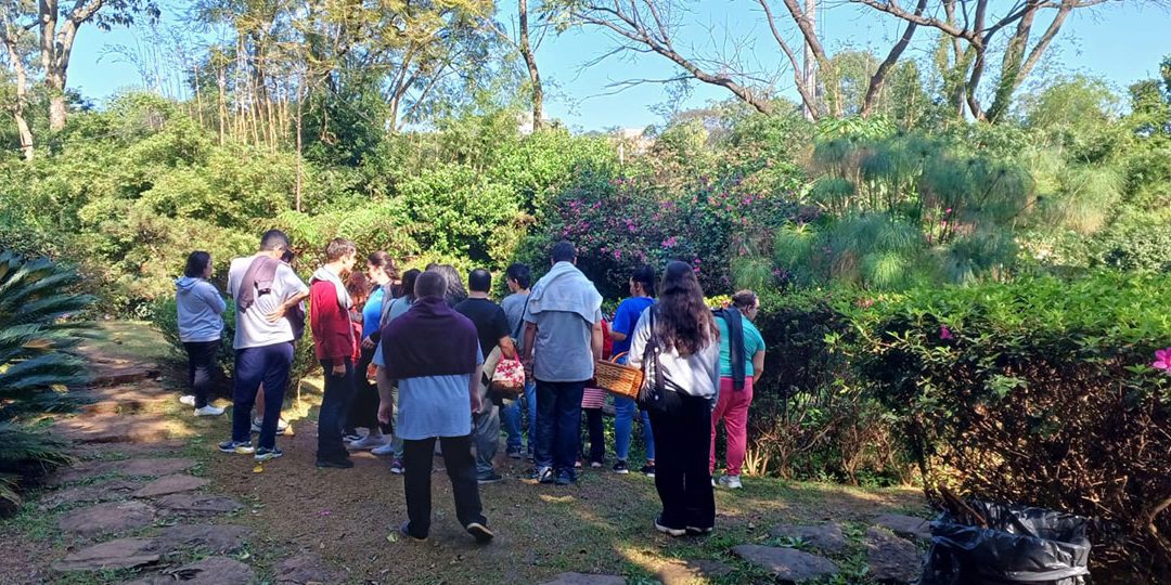 Busão das Artes no Horto Florestal