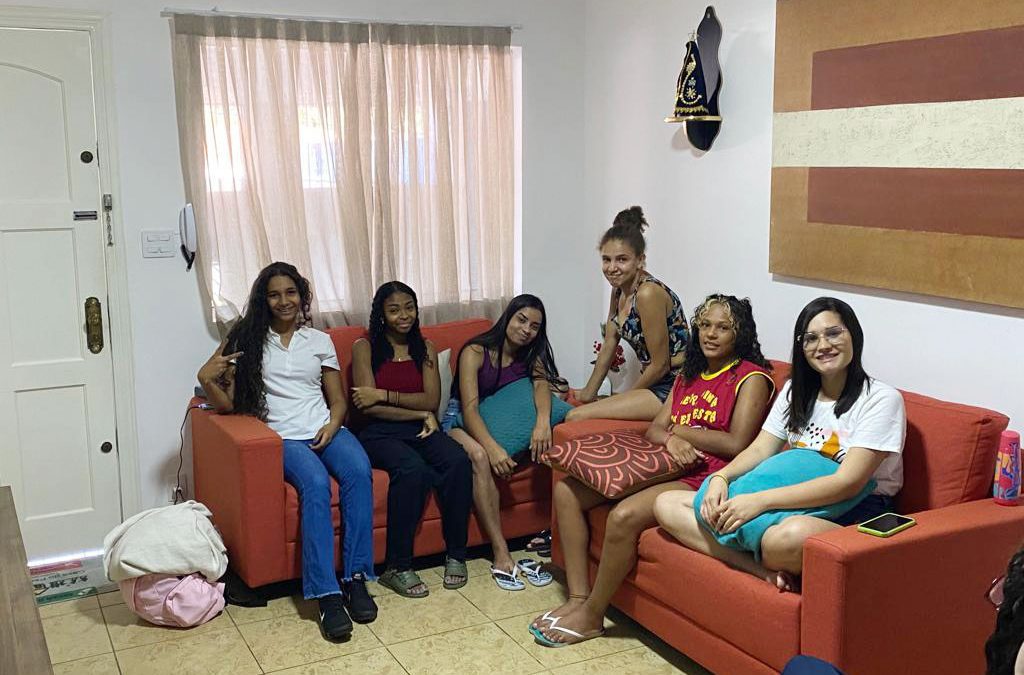 Novas moradoras na República Jovem Cidadã